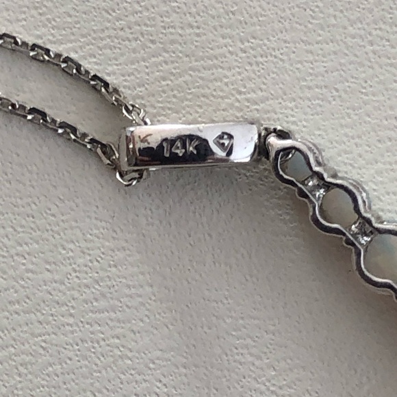 X SOLD X White opales and diamonds in 14k white gold necklace - Picture 3 of 7